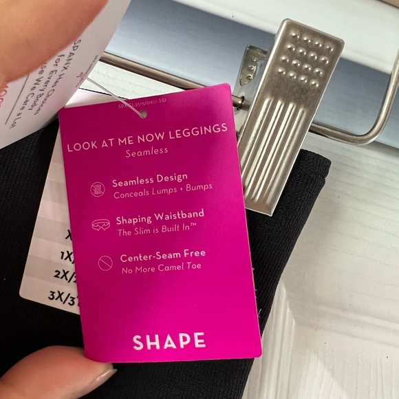 NWT SPANX Look at me now leggings - Picture 5 of 6